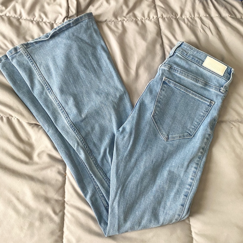 HOLLISTER STRETCH FLARE JEANS
